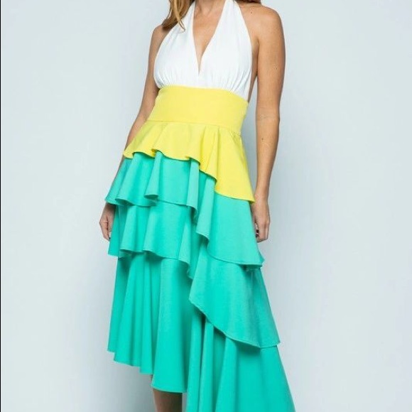 Color Layered Haltet Dress - Picture 5 of 6